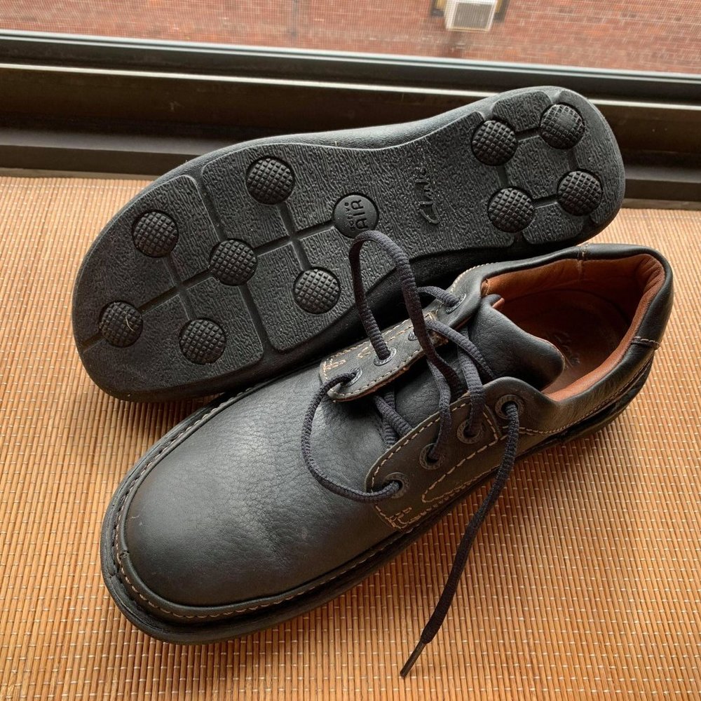 Clarks Walkbeck Top Black Leather Snow Boots